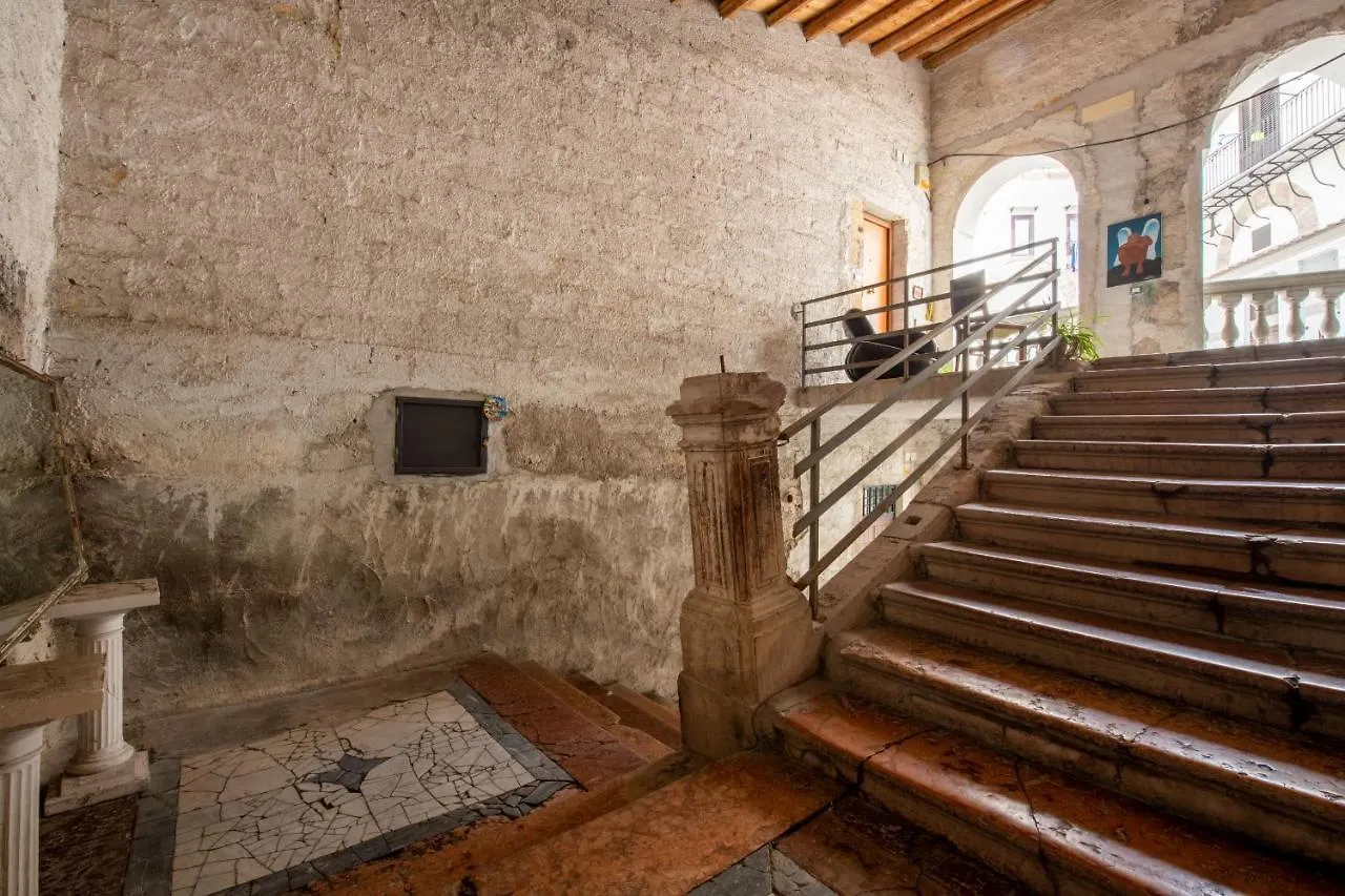 Vittorio Emanuele Apartment With Terrace By Wonderful Italy Palermo
