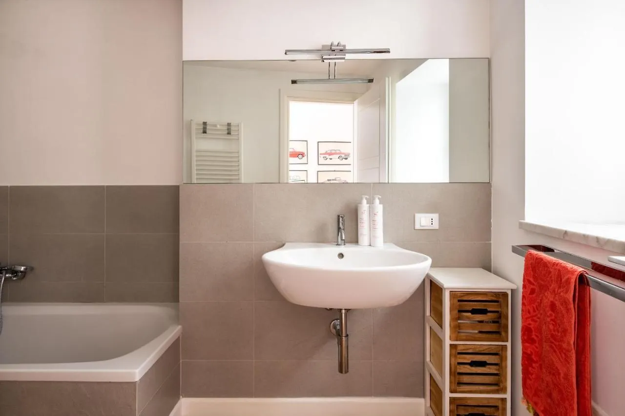 Vittorio Emanuele Apartment With Terrace By Wonderful Italy Palermo